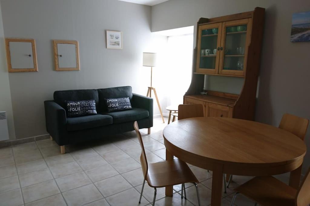 Gite Les Pommiers Montchaton Exterior photo
